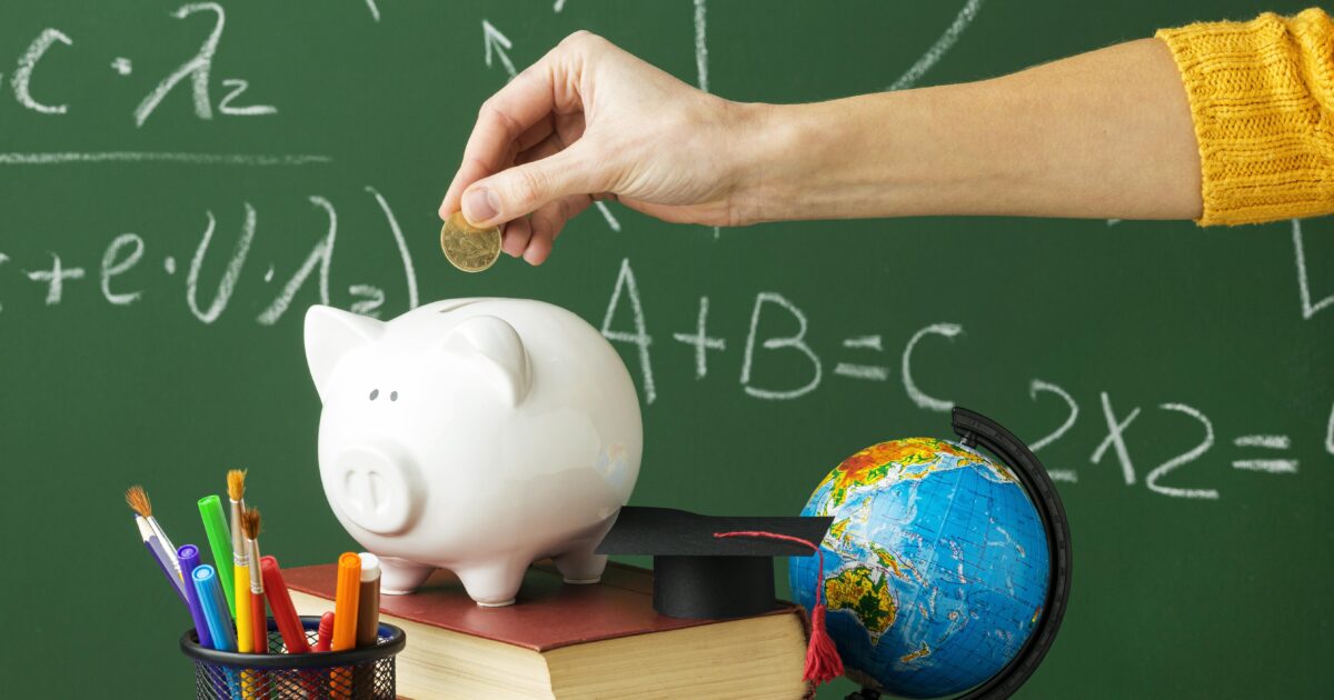 Como ensinar as crianças a economizarem